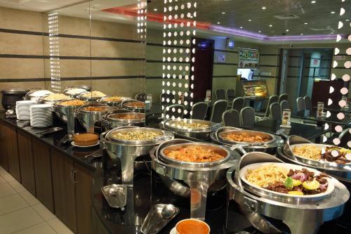 Oasis Deira Hotel Dubai Eksteriør billede