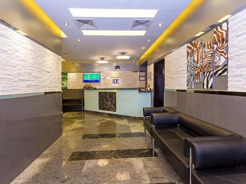Oasis Deira Hotel Dubai Eksteriør billede